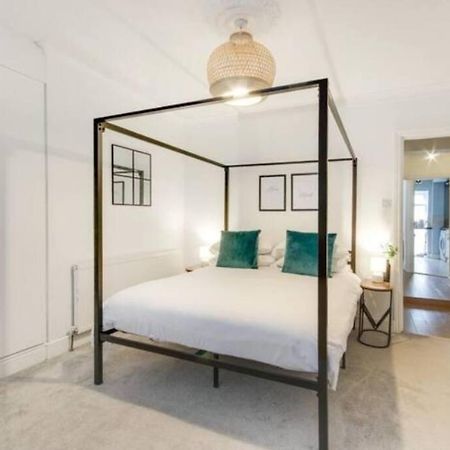 Central 2 Bedroom Garden Flat With Free Parking Royal Tunbridge Wells Εξωτερικό φωτογραφία